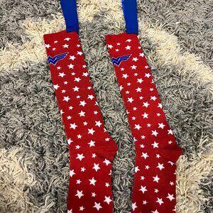 Pair of Wonder Woman Socks Girls From Toe to Heel it's 7 inches